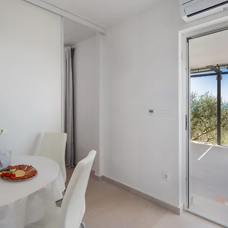 Olive Paradise-heated Pool- Romantic Getaway For 2 *