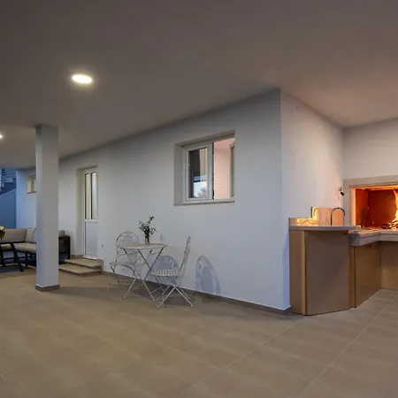 Olive Paradise-heated Pool- Romantic Getaway For 2 Podstrana